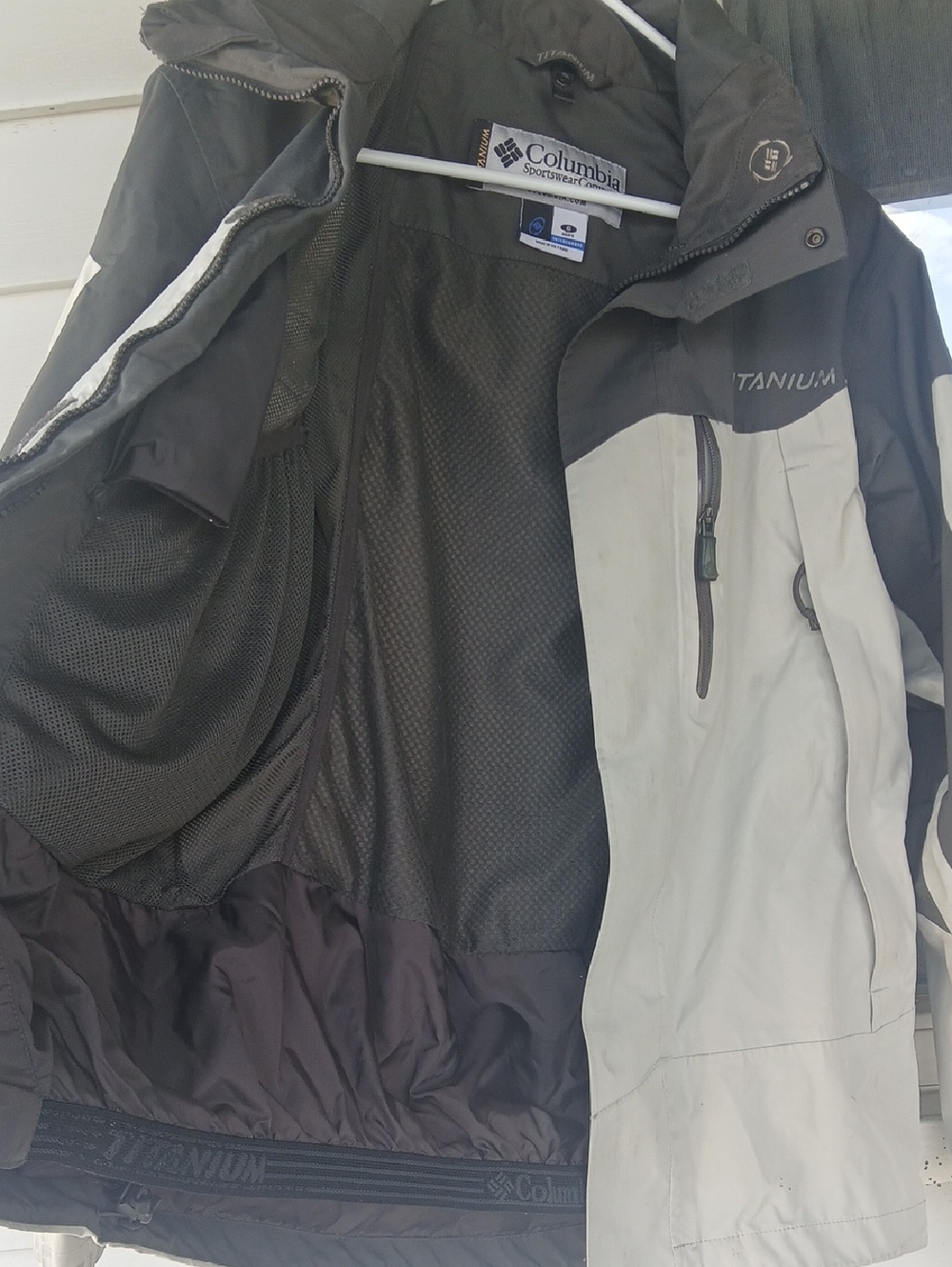 Columbia Titanium Omni Tech Winter Ski Snow Jacket Beige Charcoal Size Small - Picture 5 of 6
